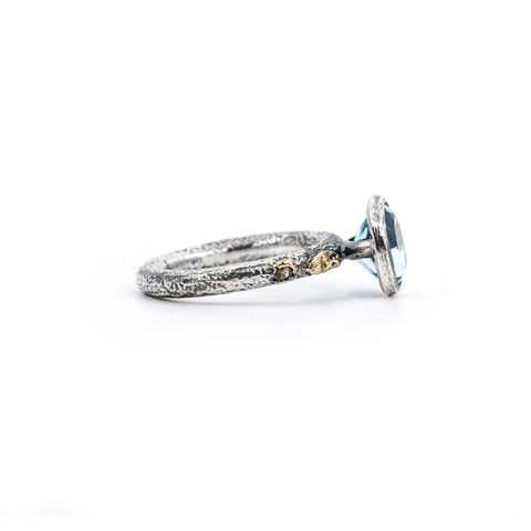 Maxi solitaire bleu ciel - Atelier Armoure, Modern Relics