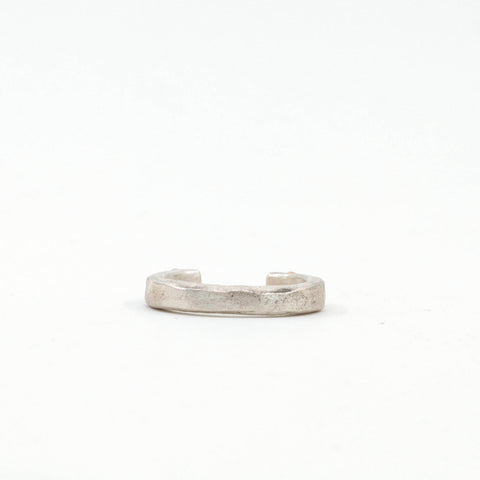 Stacker unique ouvert en argent satiné et billes d'or 18k - Atelier Armoure, Modern Relics