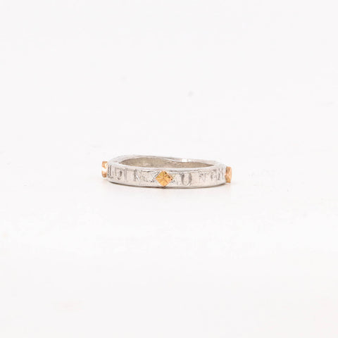 Petit imparfait "Loin, un grand voyage"