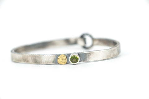 Bracelet solitaire vert 18k - Atelier Armoure, Modern Relics